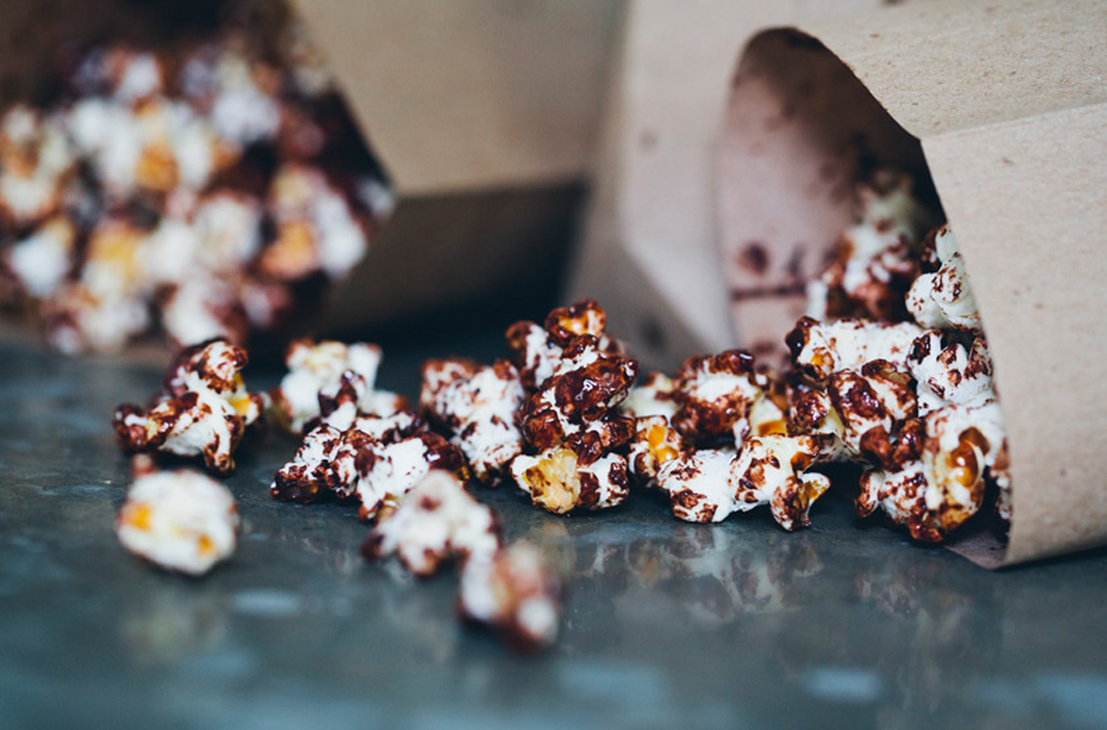 Chocolate popcorn @Greenkitchenstories